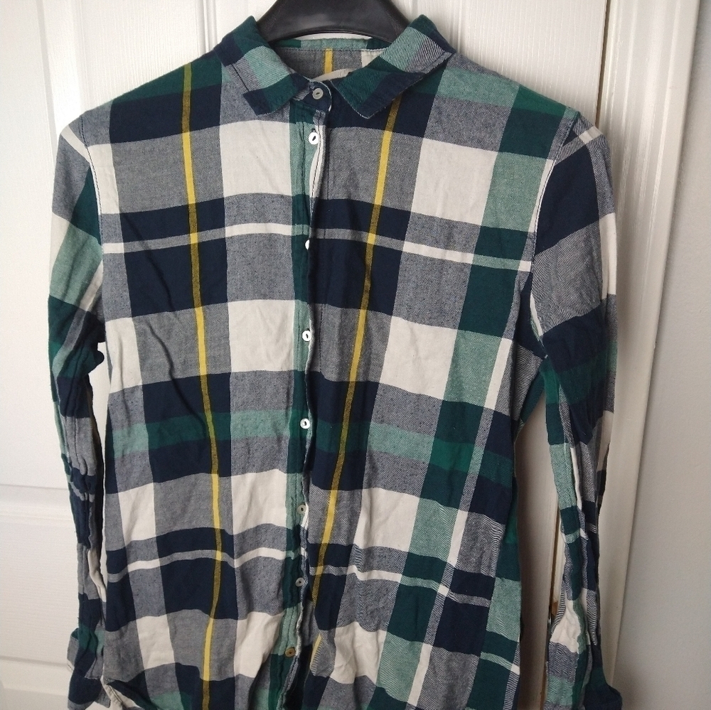 $ H&M green blue yellow white plaid button up collared shirt. Size 4